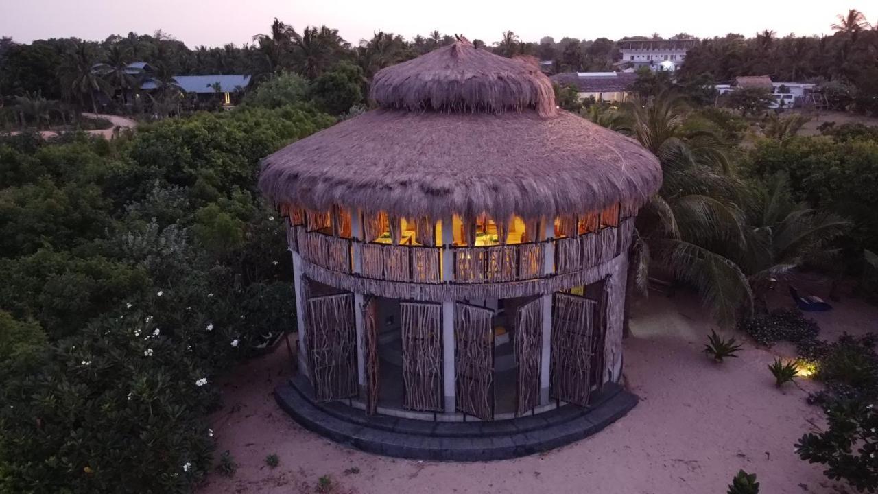 Amanta Beach Nilaveli Eksteriør billede
